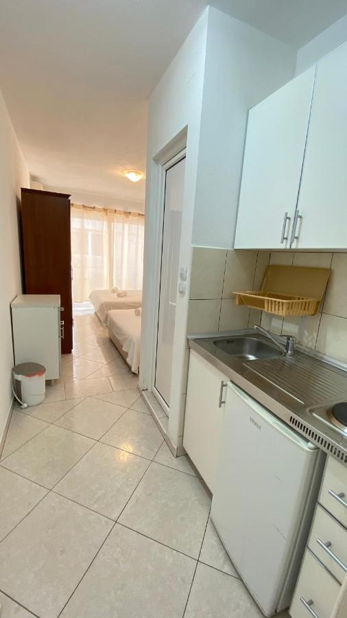 Villa Alba Apartments Добра-Вода Экстерьер фото